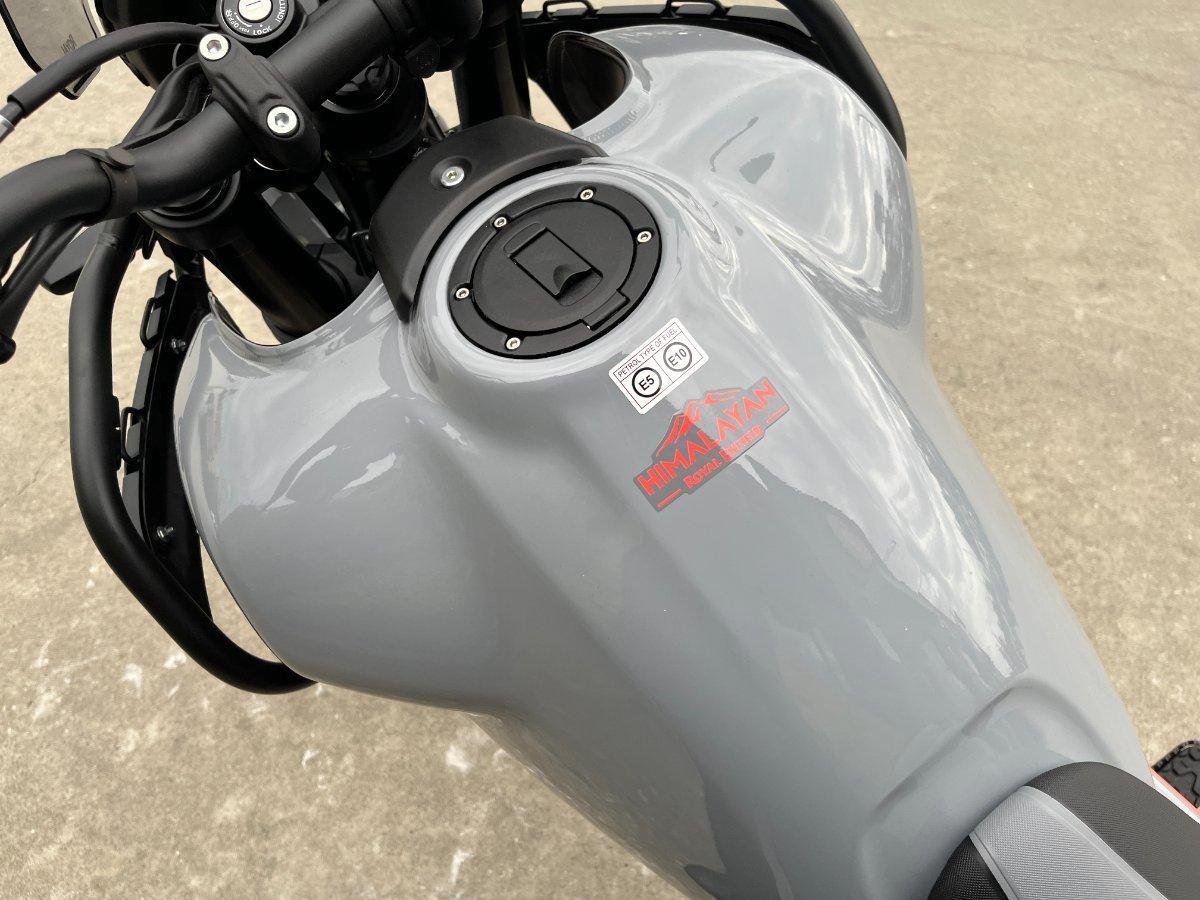 2025 ROYAL ENFIELD HIMALAYAN 450 ROAD