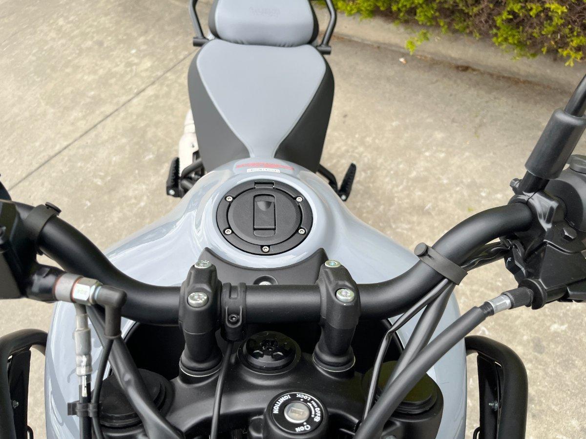 2025 ROYAL ENFIELD HIMALAYAN 450 ROAD