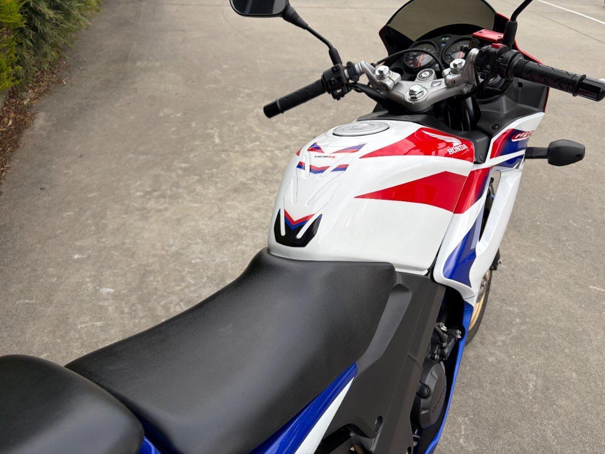 2010 HONDA CBR125R SPORTS