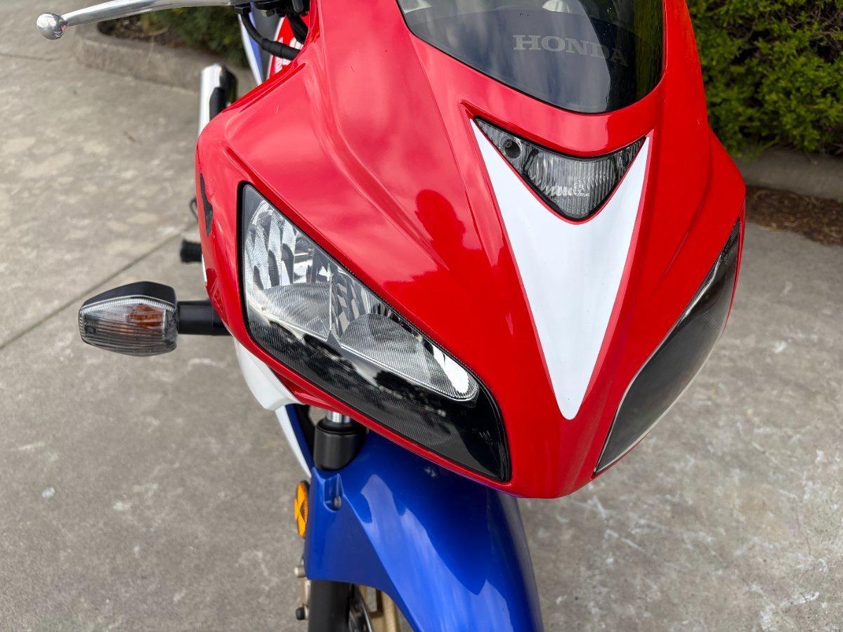 2010 HONDA CBR125R SPORTS