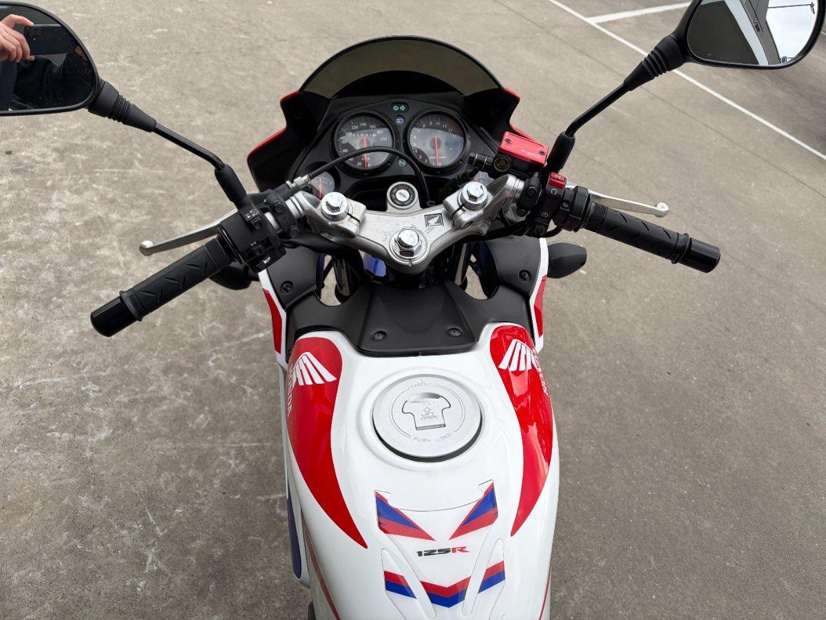 2010 HONDA CBR125R SPORTS