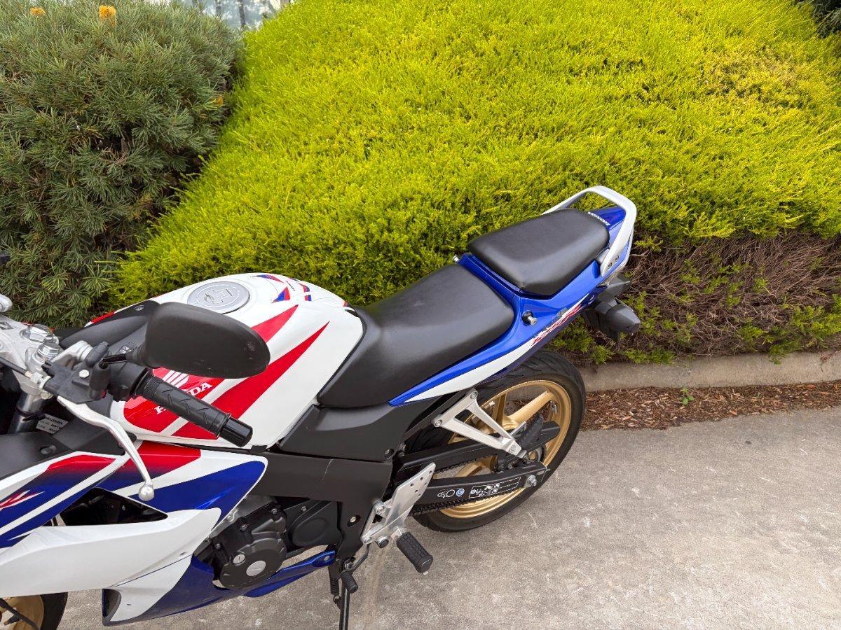 2010 HONDA CBR125R SPORTS