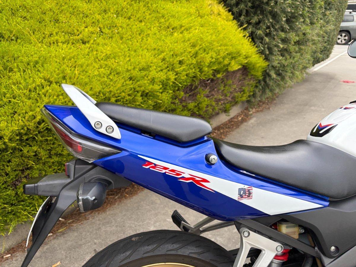 2010 HONDA CBR125R SPORTS
