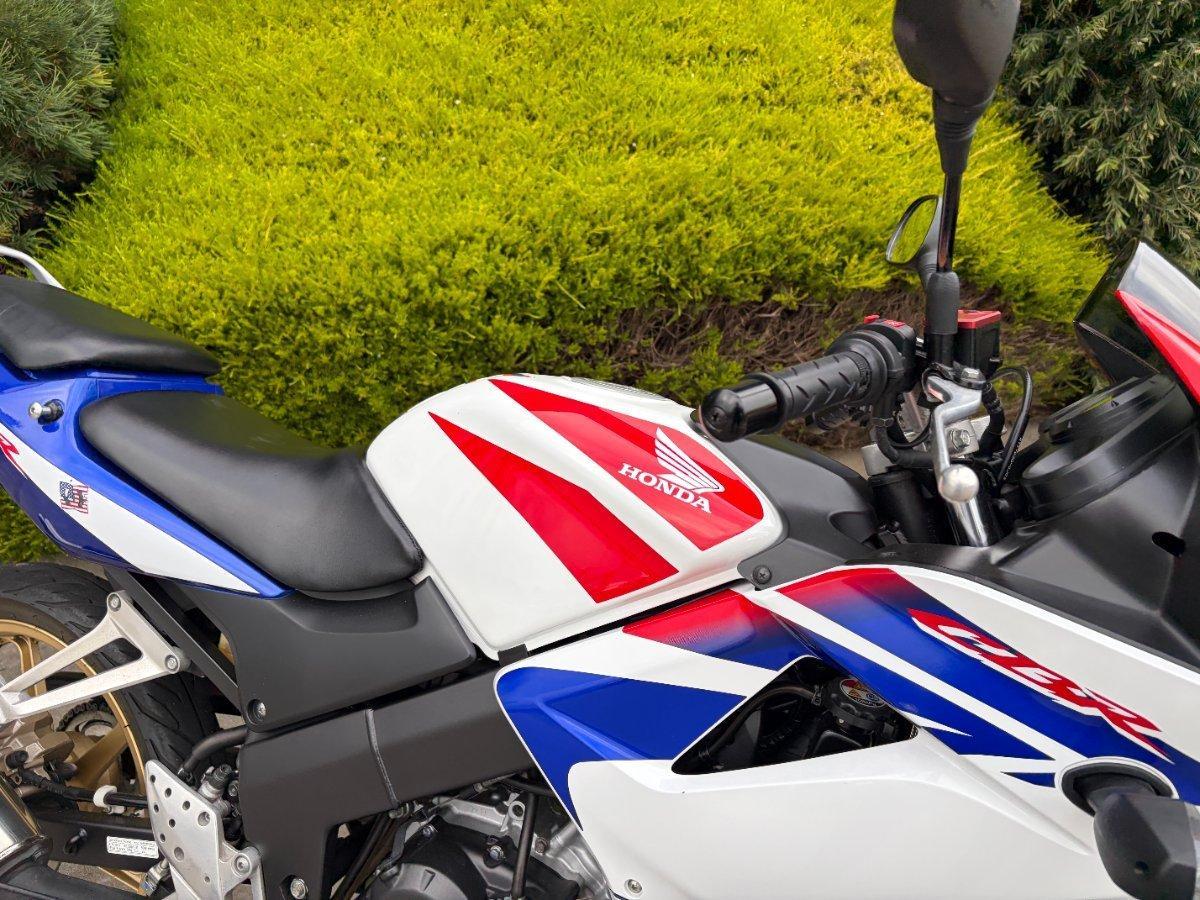 2010 HONDA CBR125R SPORTS