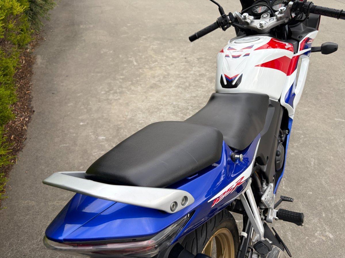 2010 HONDA CBR125R SPORTS