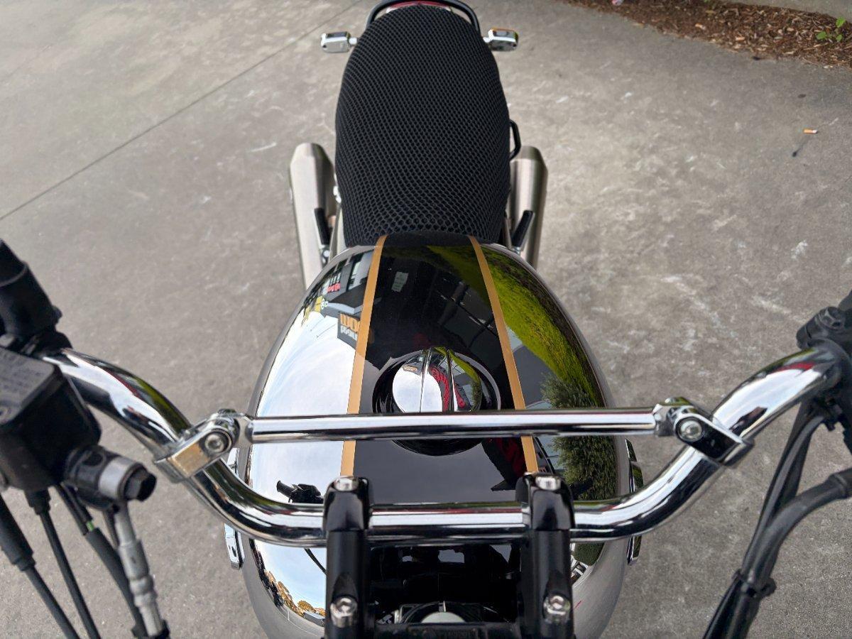 2021 ROYAL ENFIELD INTERCEPTOR 650 CHROME ROAD