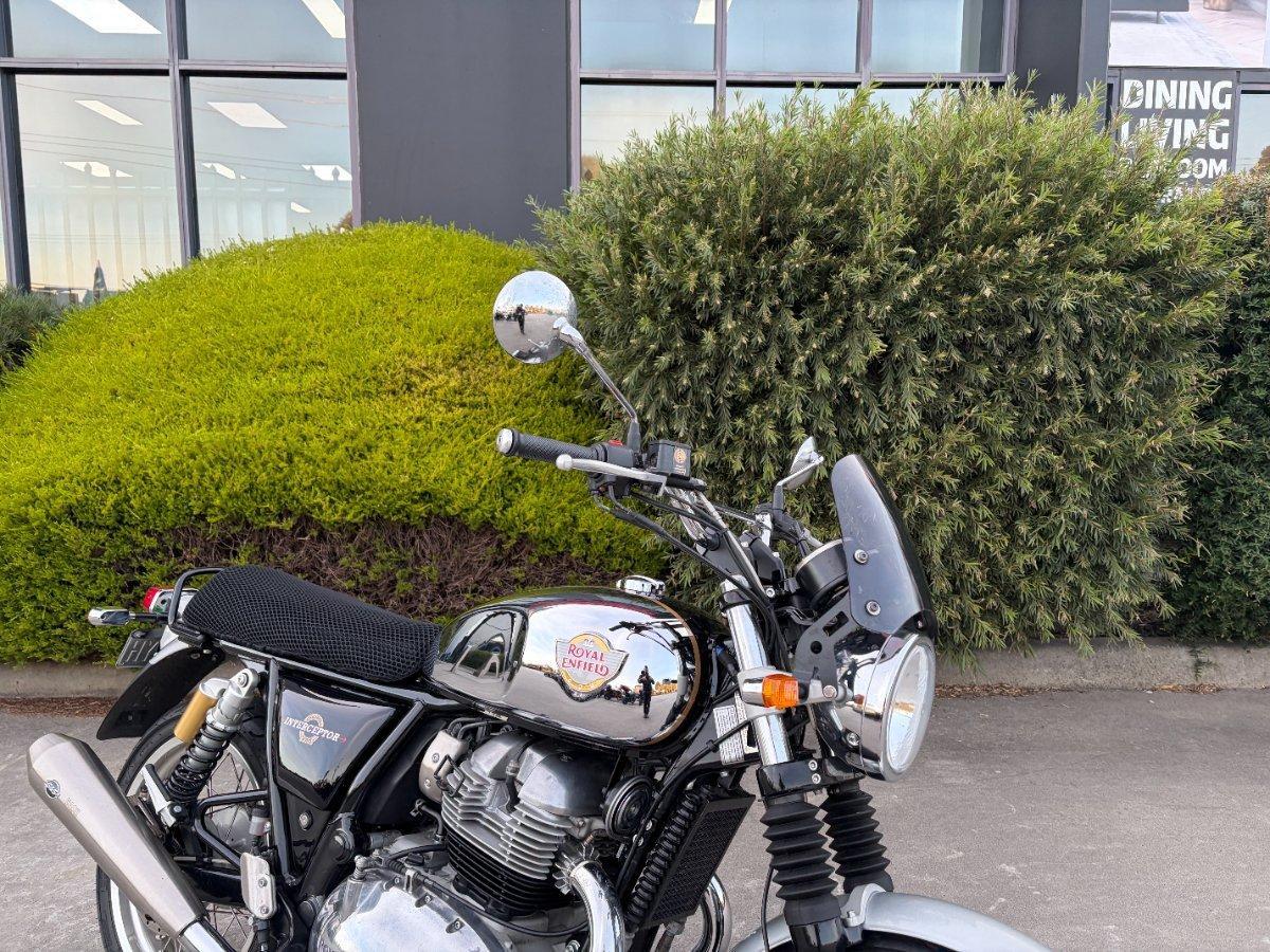 2021 ROYAL ENFIELD INTERCEPTOR 650 CHROME ROAD