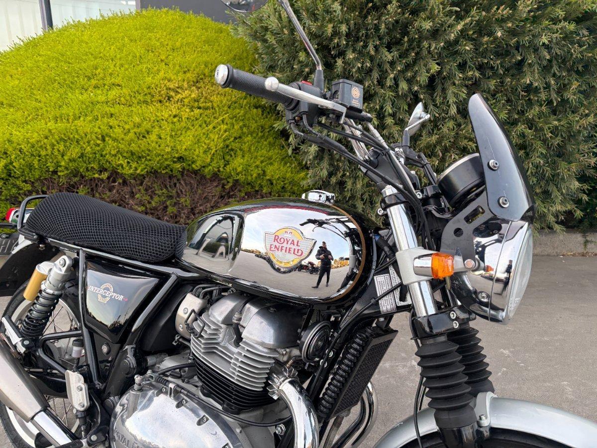2021 ROYAL ENFIELD INTERCEPTOR 650 CHROME ROAD