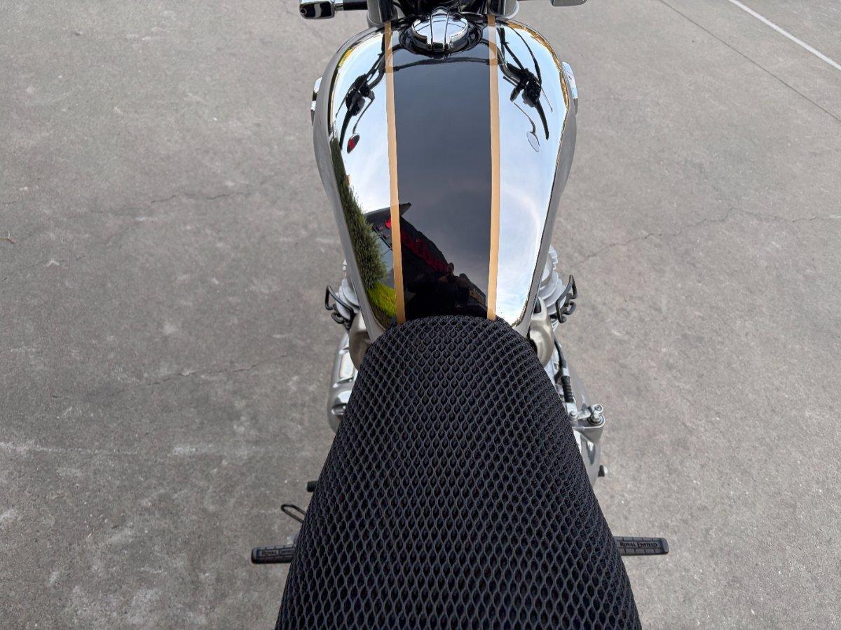 2021 ROYAL ENFIELD INTERCEPTOR 650 CHROME ROAD