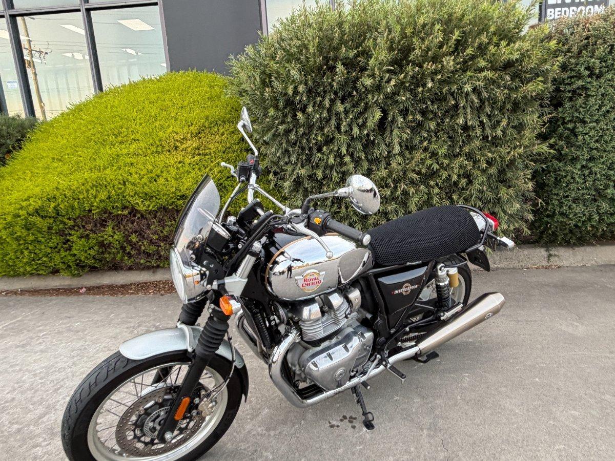 2021 ROYAL ENFIELD INTERCEPTOR 650 CHROME ROAD