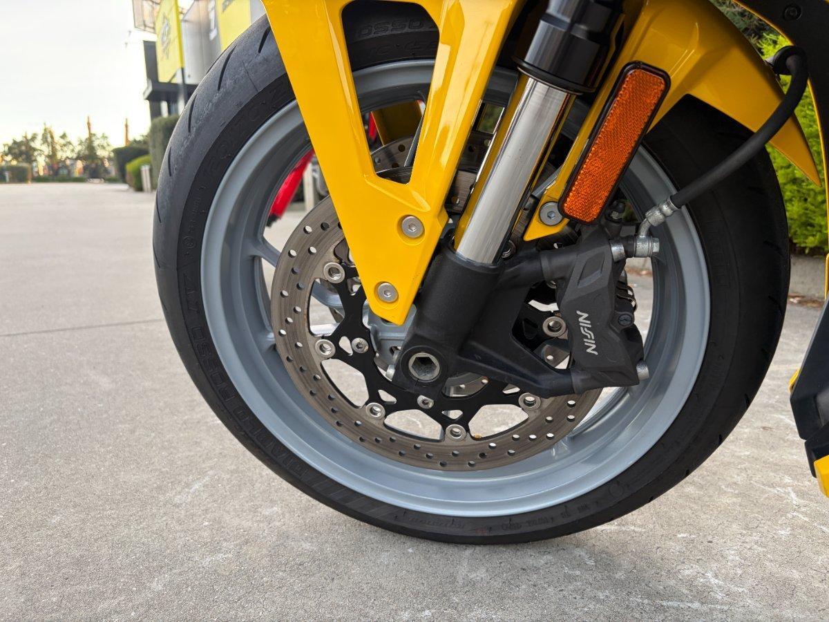 2024 SUZUKI GSX-8R SPORTS
