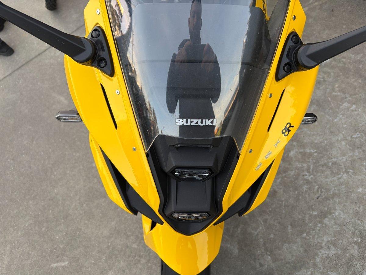2024 SUZUKI GSX-8R SPORTS