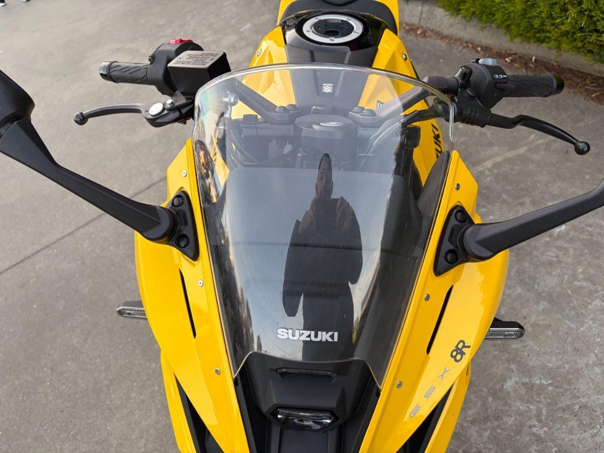 2024 SUZUKI GSX-8R SPORTS