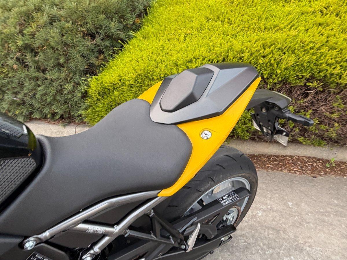 2024 SUZUKI GSX-8R SPORTS