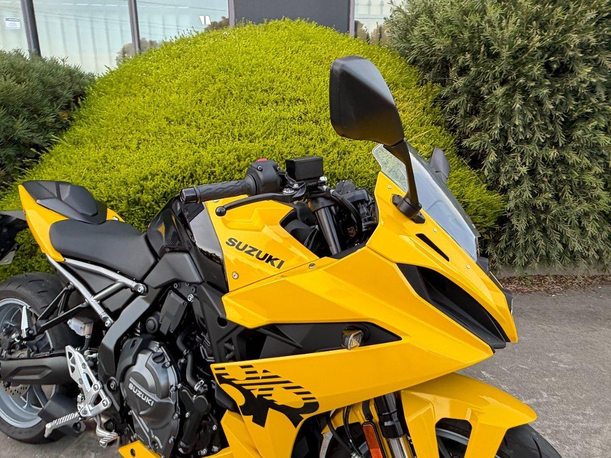 2024 SUZUKI GSX-8R SPORTS