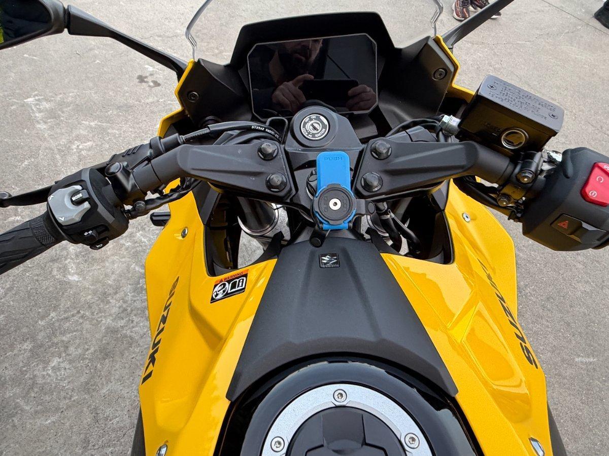 2024 SUZUKI GSX-8R SPORTS