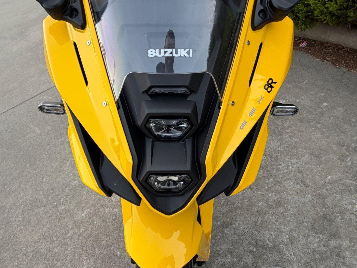 2024 SUZUKI GSX-8R SPORTS