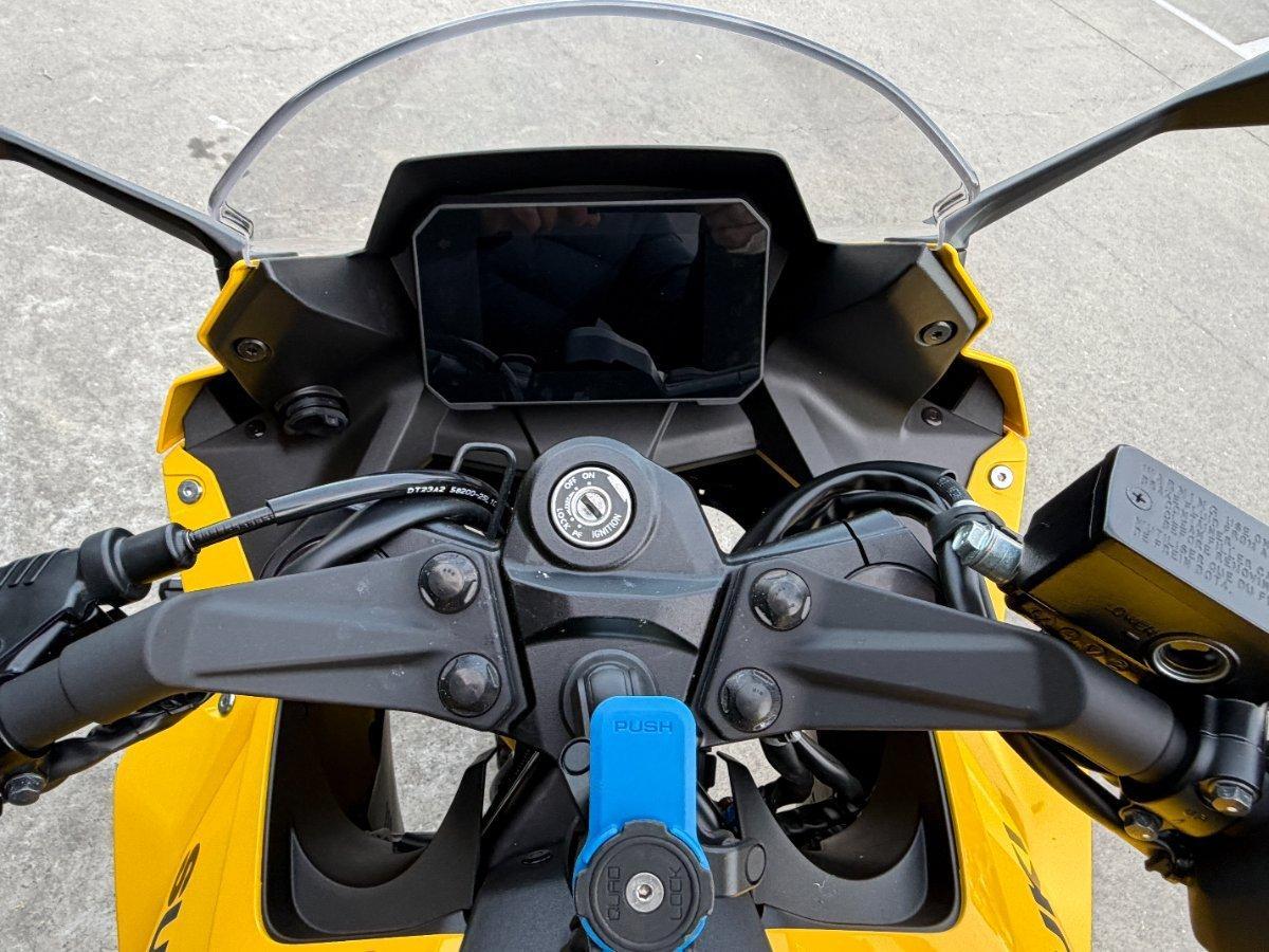 2024 SUZUKI GSX-8R SPORTS