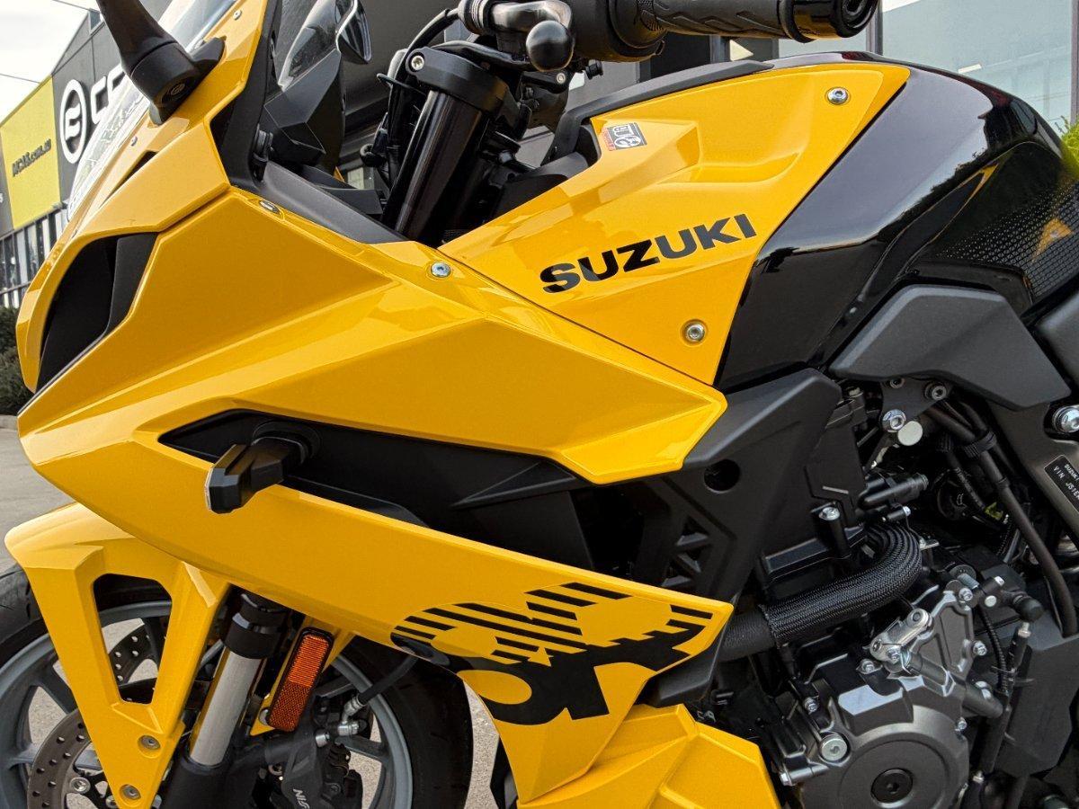 2024 SUZUKI GSX-8R SPORTS