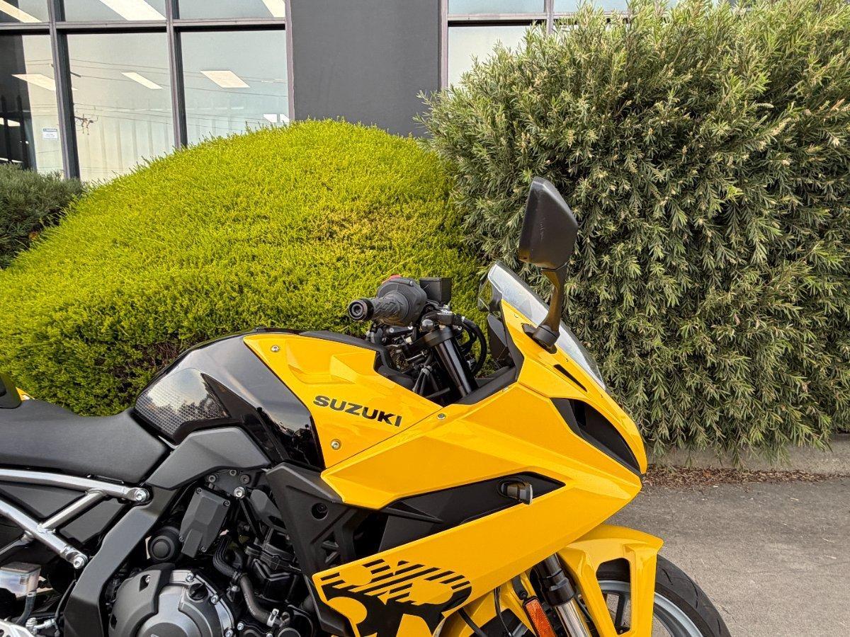 2024 SUZUKI GSX-8R SPORTS