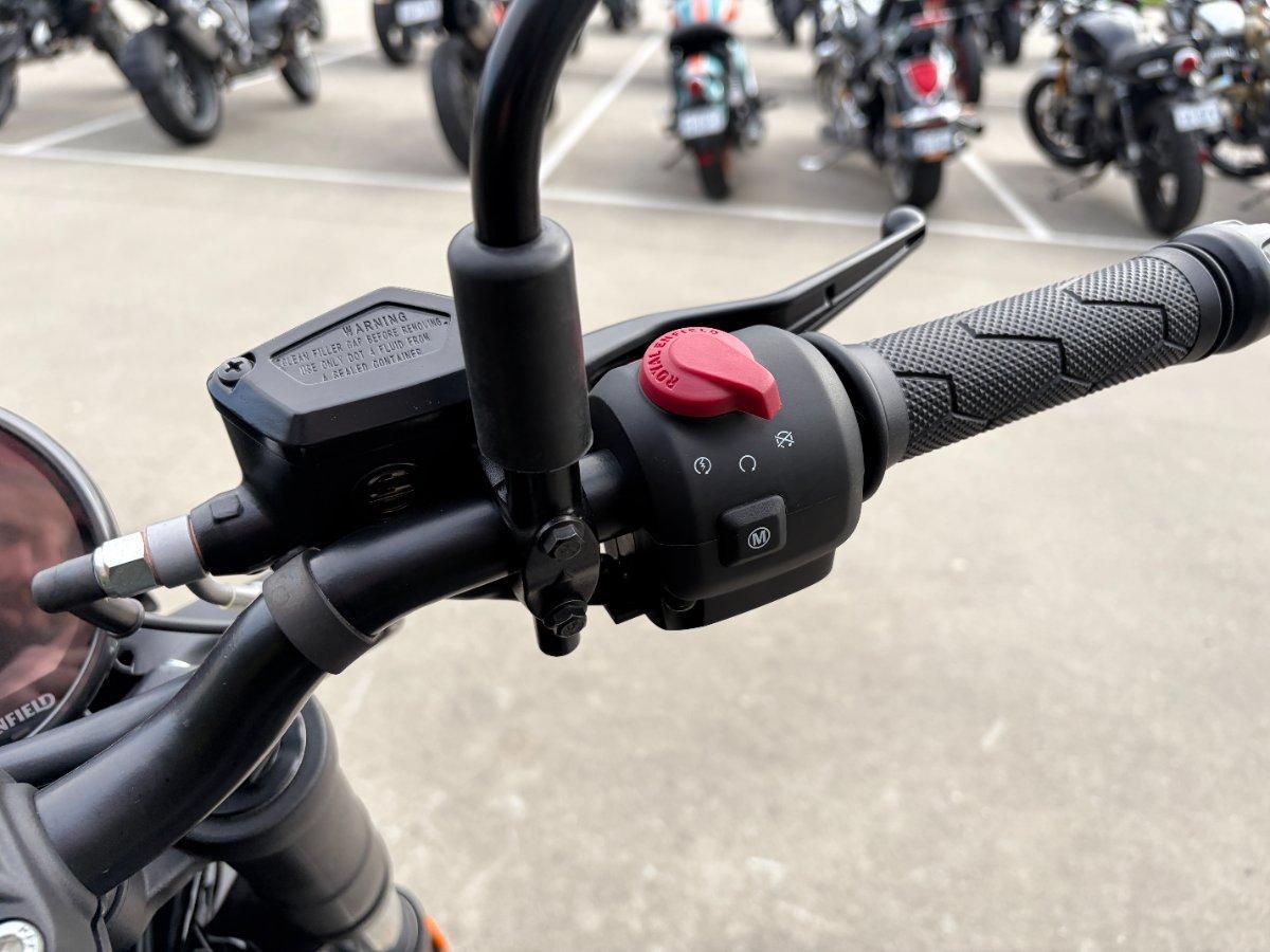 2026 ROYAL ENFIELD GUERILLA 450 ROAD