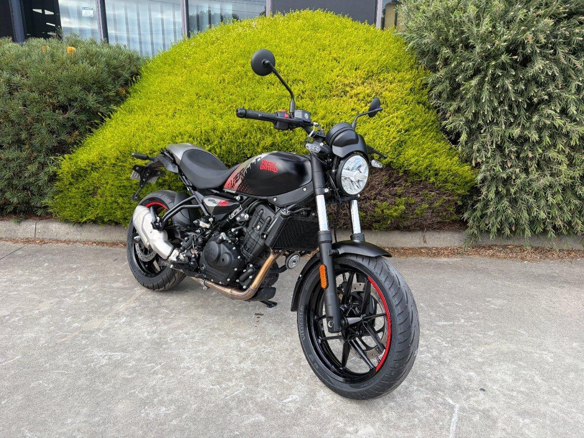 2026 ROYAL ENFIELD GUERILLA 450 ROAD