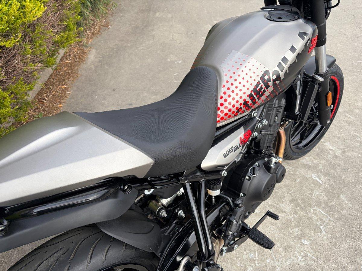 2026 ROYAL ENFIELD GUERILLA 450 ROAD