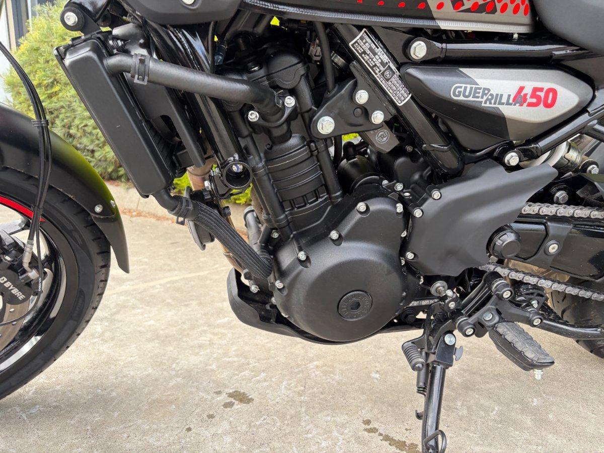 2026 ROYAL ENFIELD GUERILLA 450 ROAD