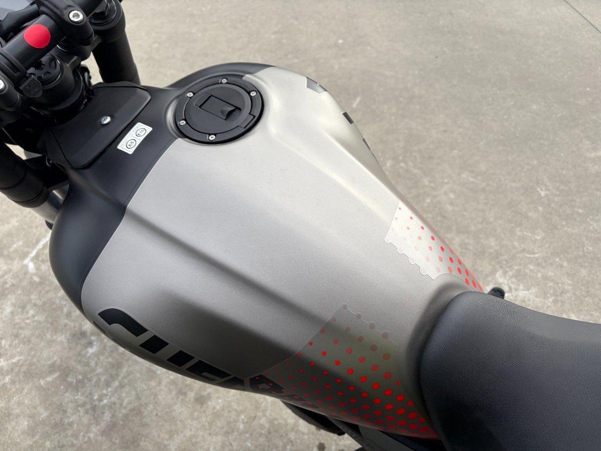 2026 ROYAL ENFIELD GUERILLA 450 ROAD