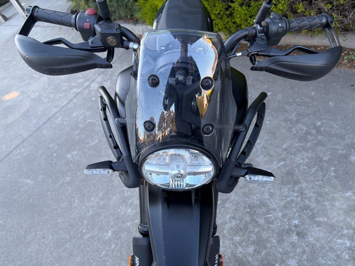 2025 ROYAL ENFIELD HIMALAYAN 450 ROAD