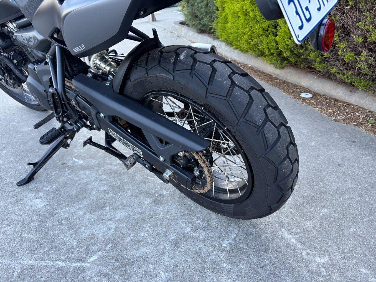 2025 ROYAL ENFIELD HIMALAYAN 450 ROAD