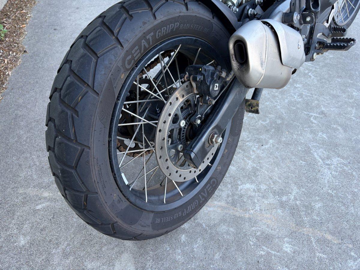 2025 ROYAL ENFIELD HIMALAYAN 450 ROAD