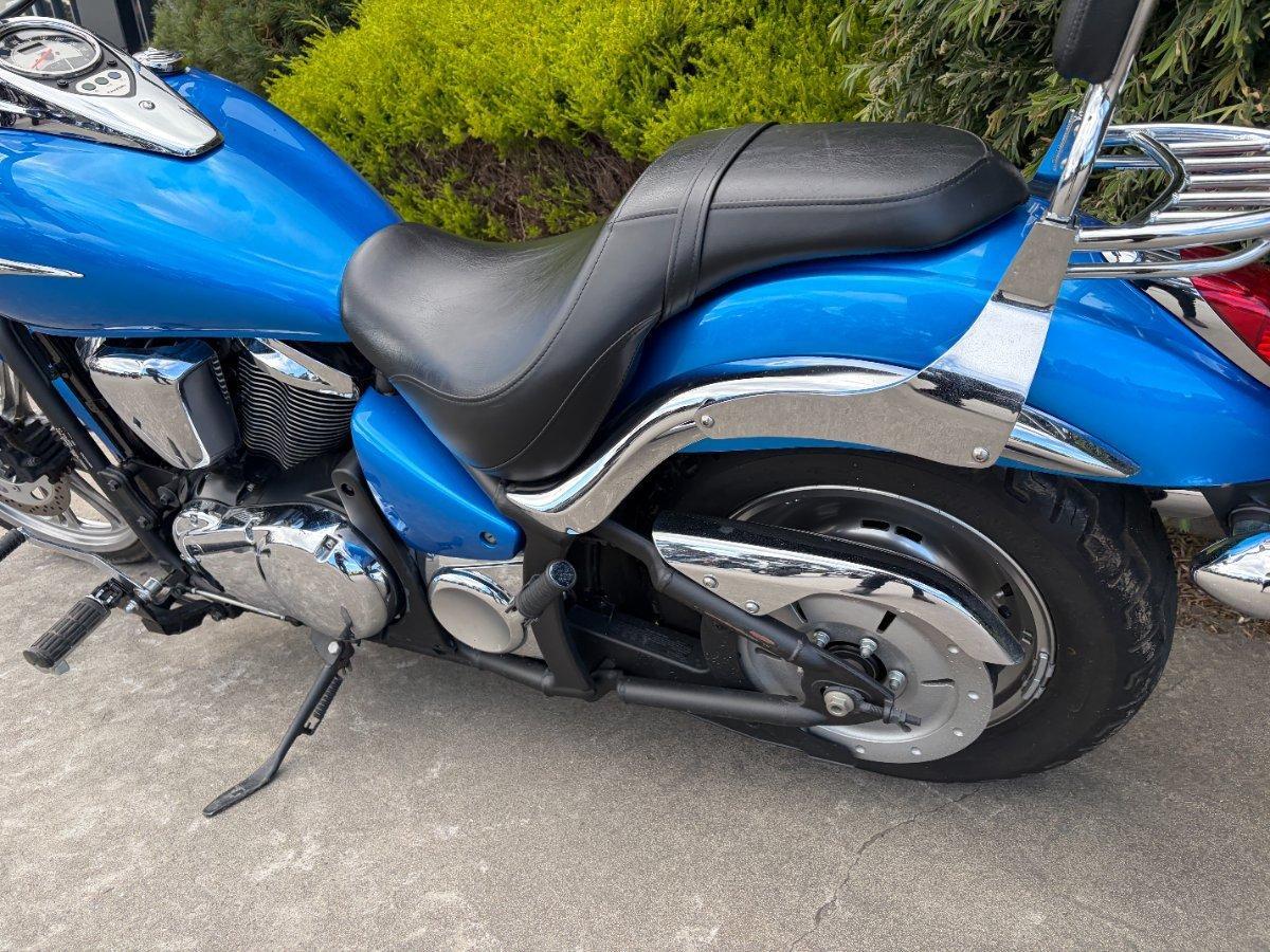 2010 KAWASAKI VULCAN 900 CUSTOM CRUISER