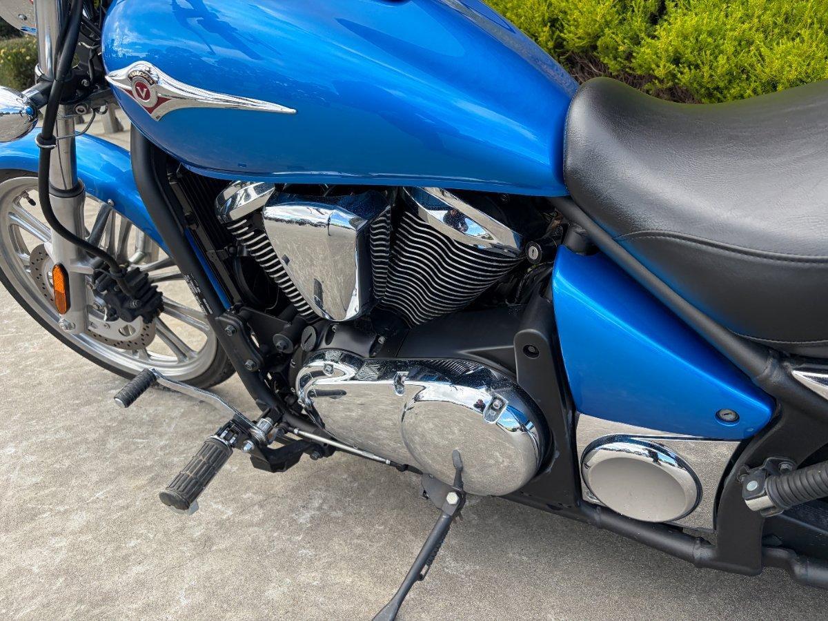 2010 KAWASAKI VULCAN 900 CUSTOM CRUISER