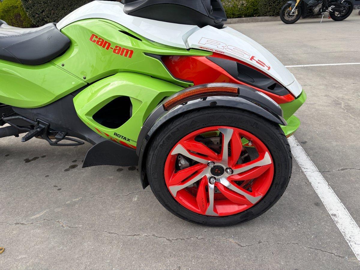 2015 CAN-AM SPYDER RS-S SE5 THREE WHEELED MOTORCYCLE