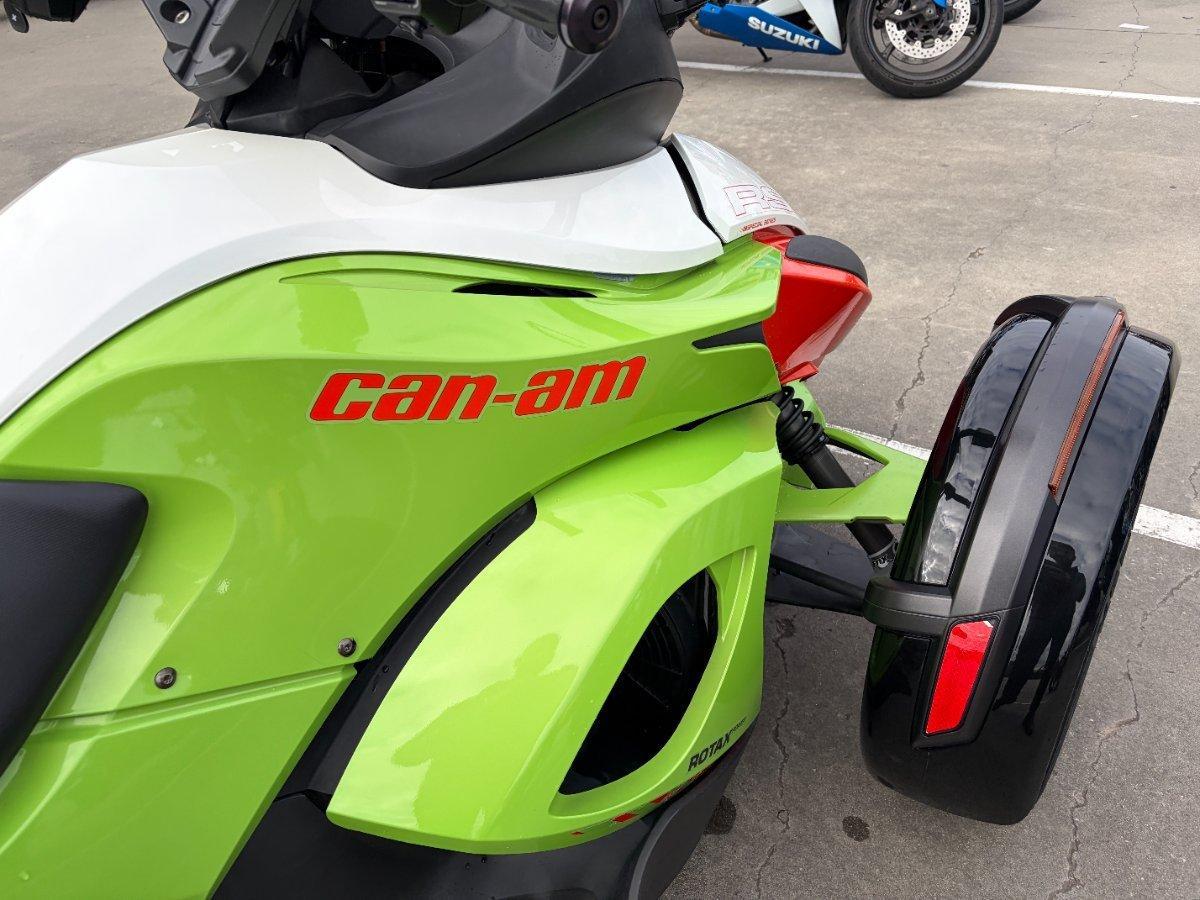 2015 CAN-AM SPYDER RS-S SE5 THREE WHEELED MOTORCYCLE