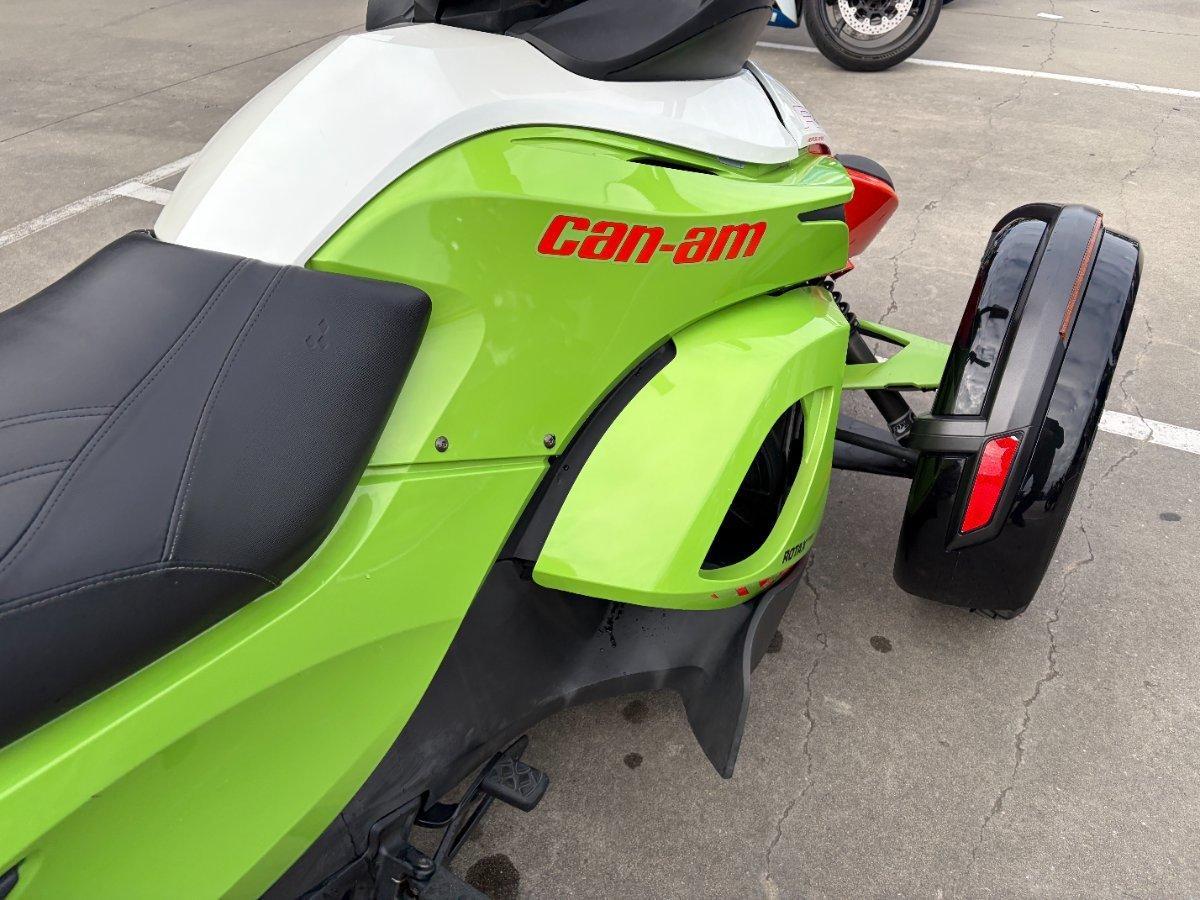 2015 CAN-AM SPYDER RS-S SE5 THREE WHEELED MOTORCYCLE