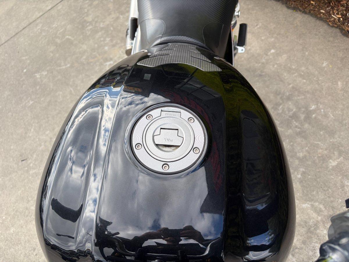 2013 YAMAHA XJR1300 ROAD