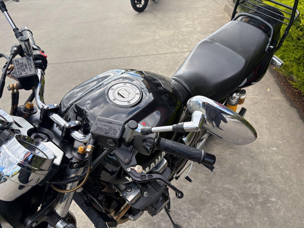 2013 YAMAHA XJR1300 ROAD