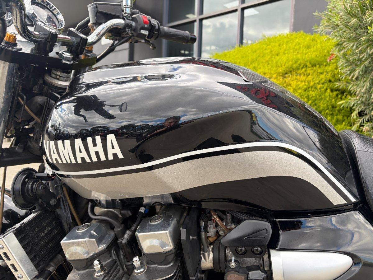 2013 YAMAHA XJR1300 ROAD