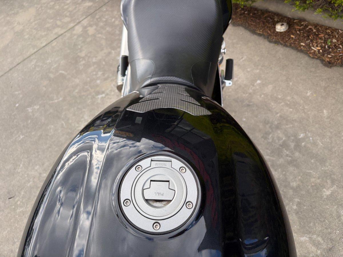 2013 YAMAHA XJR1300 ROAD