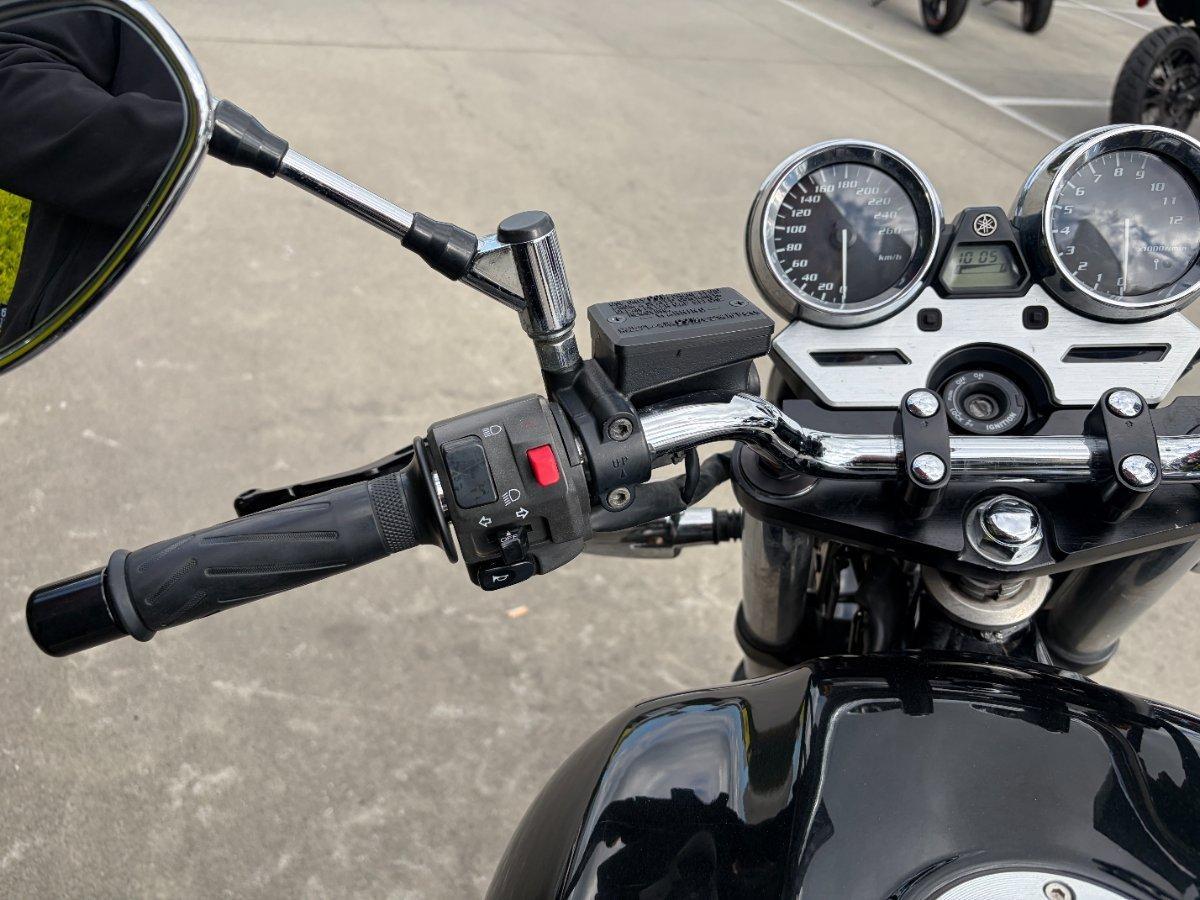 2013 YAMAHA XJR1300 ROAD