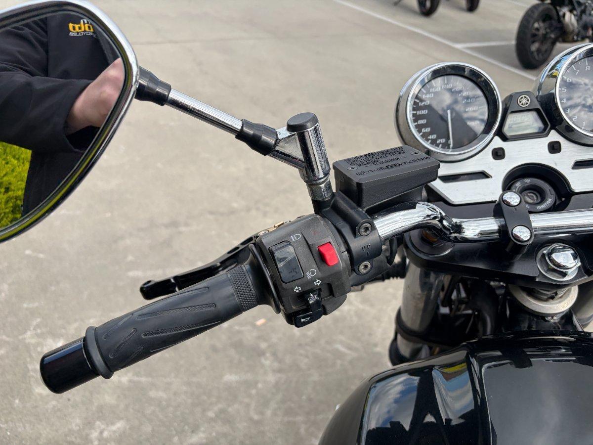 2013 YAMAHA XJR1300 ROAD