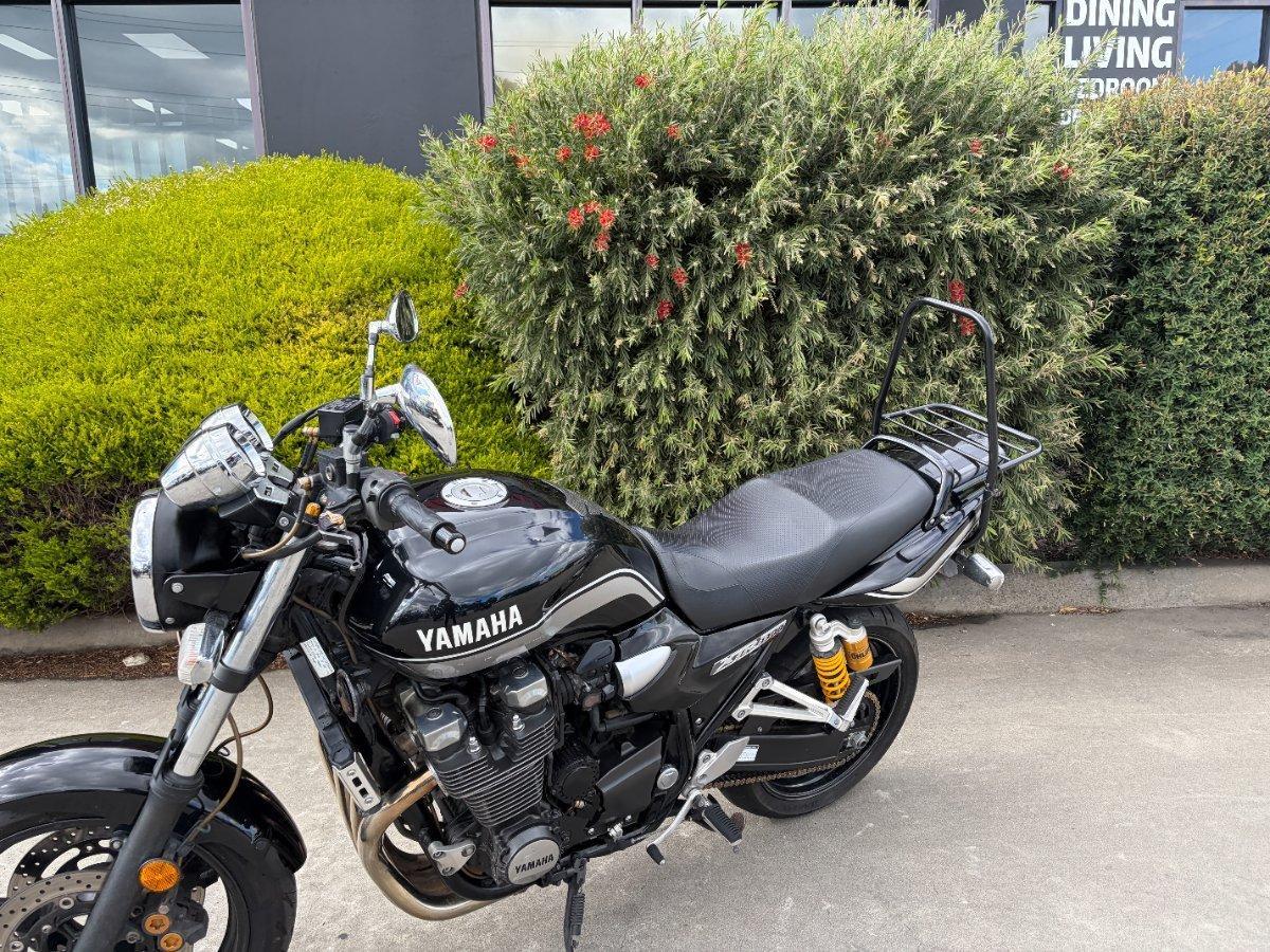 2013 YAMAHA XJR1300 ROAD