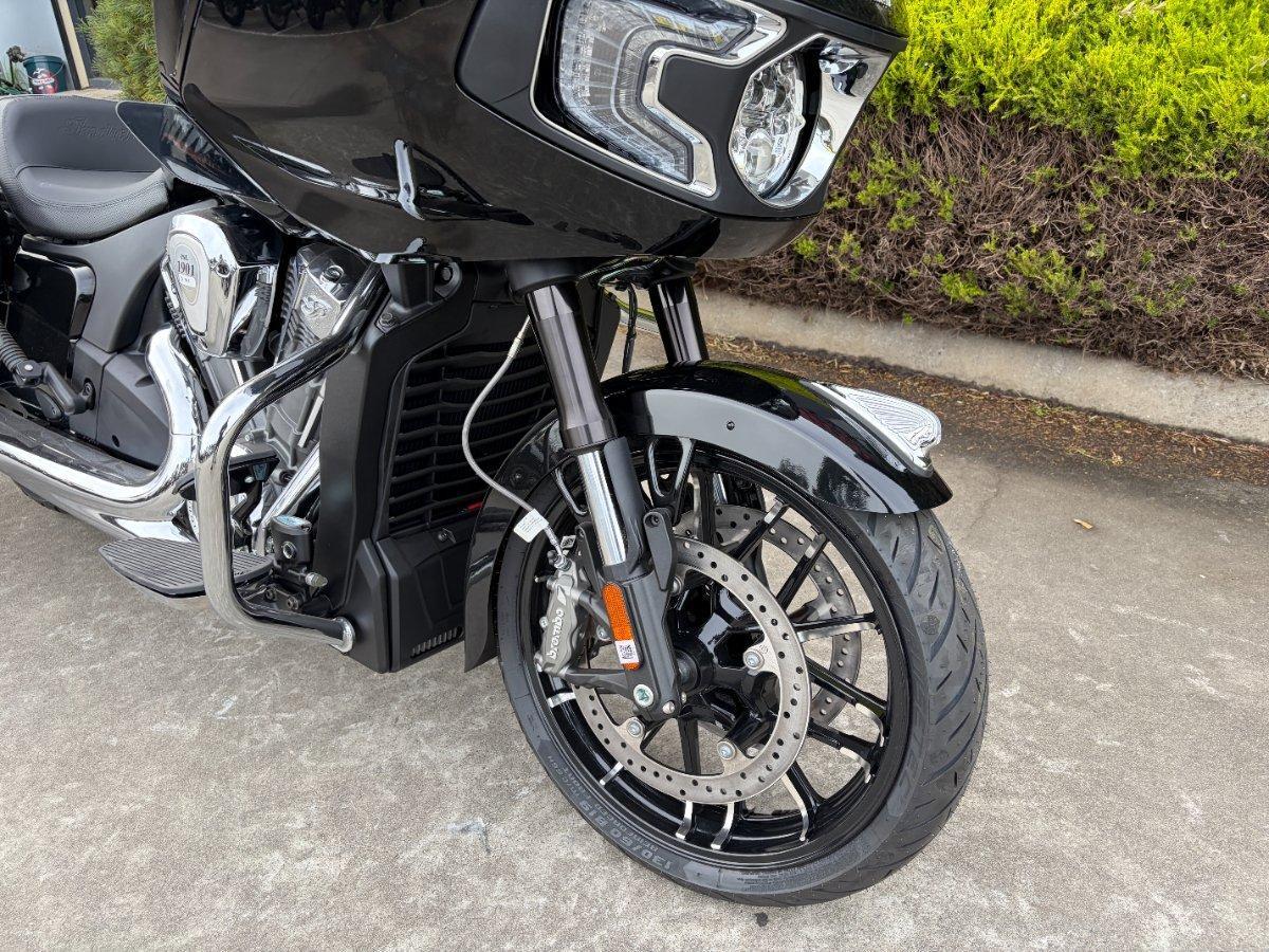 2024 INDIAN CHALLENGER LIMITED ROAD