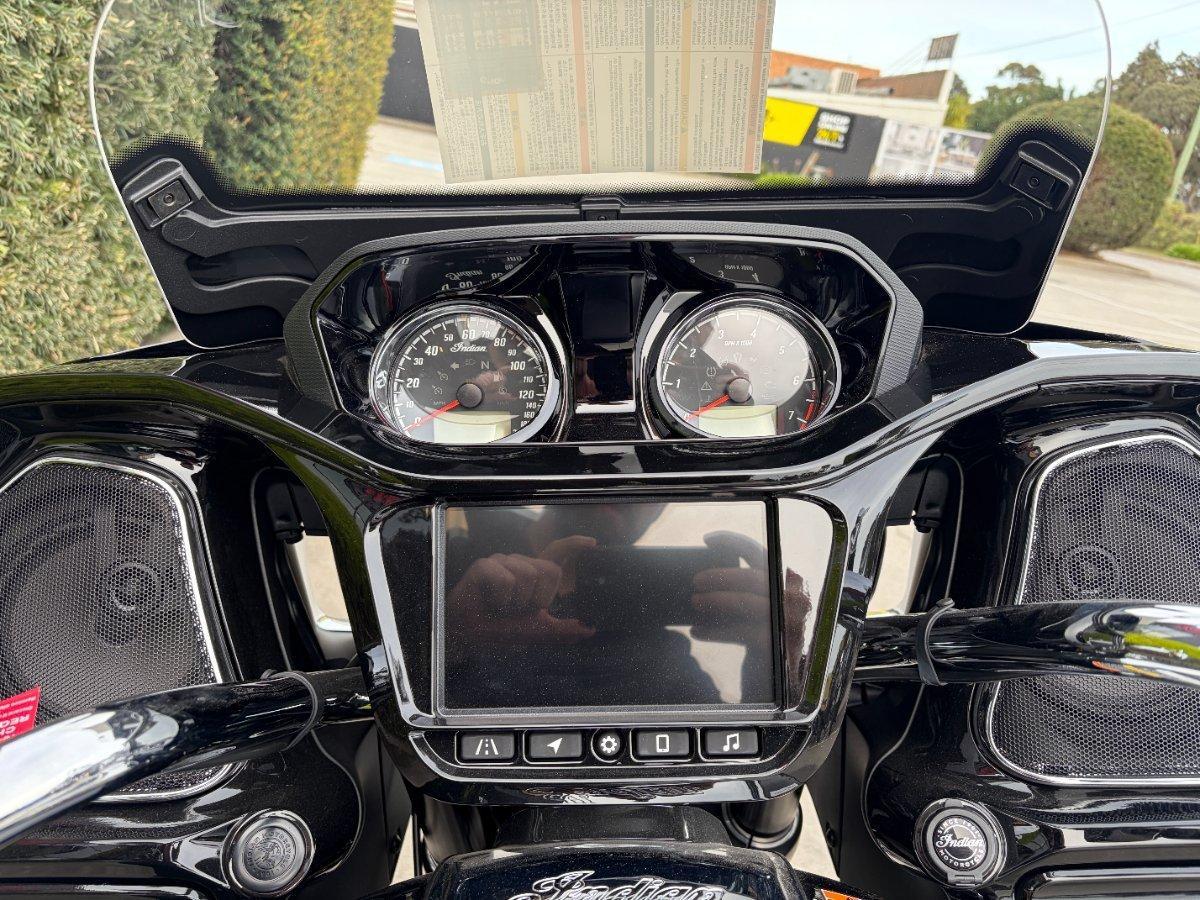 2024 INDIAN CHALLENGER LIMITED ROAD