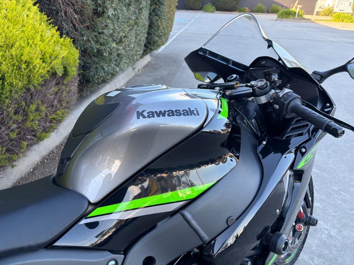 2024 KAWASAKI NINJA ZX-10R SPORTS