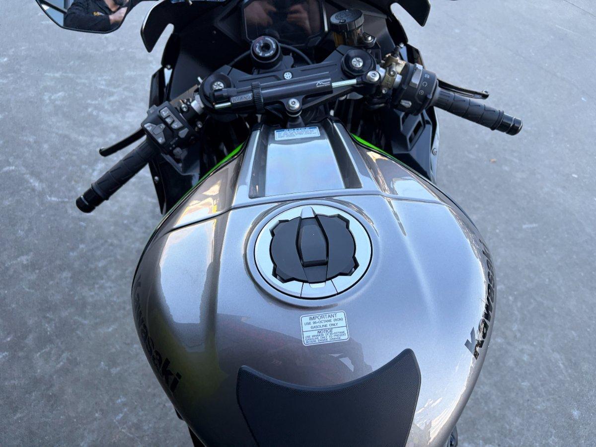 2024 KAWASAKI NINJA ZX-10R SPORTS