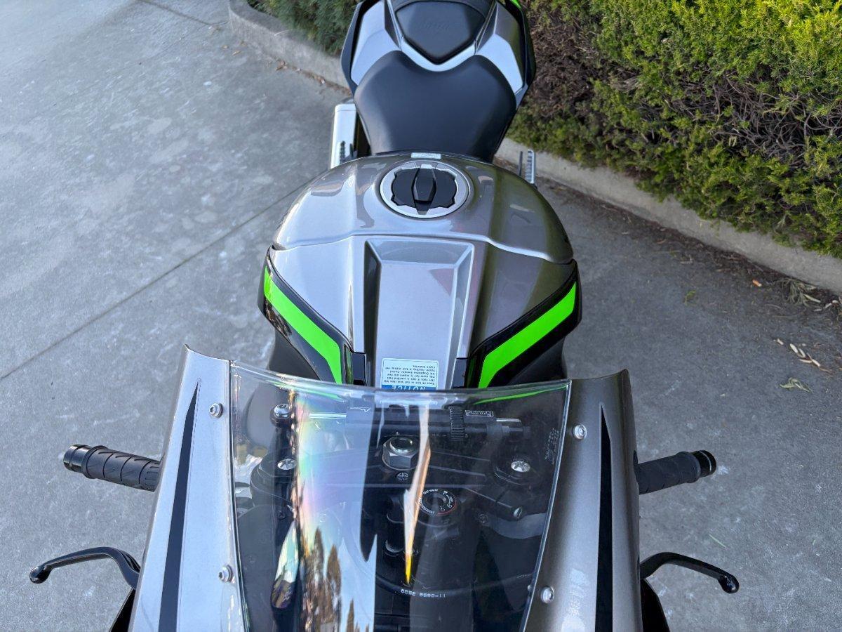 2024 KAWASAKI NINJA ZX-10R SPORTS
