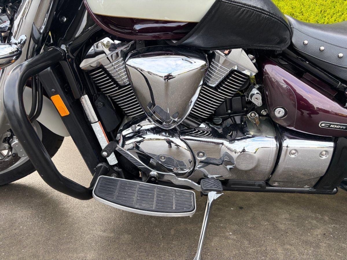 2010 SUZUKI VLR 1800T BOULEVARD (C109RT) CRUISER